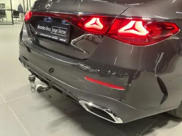 MERCEDES-BENZ E 220 d AMG Night LED DISTRONIC MBUX AMBIE AHK