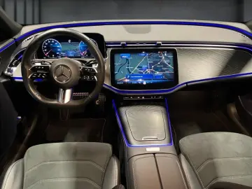 MERCEDES-BENZ E 220 d AMG Night LED DISTRONIC MBUX AMBIE AHK