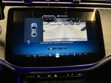 MERCEDES-BENZ E 220 d AMG Night LED DISTRONIC MBUX AMBIE AHK