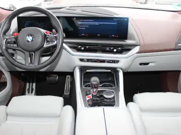 BMW XM