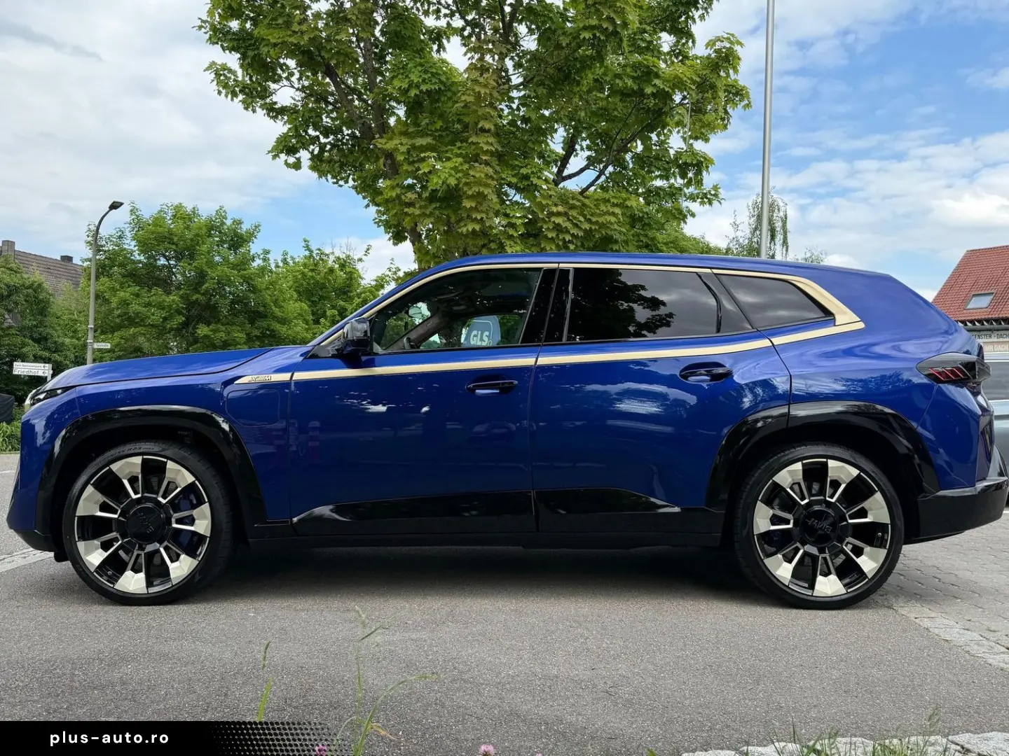 BMW XM Individual Marina Bay Blau Merino Leder