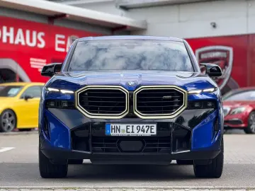 BMW XM Individual Marina Bay Blau Merino Leder