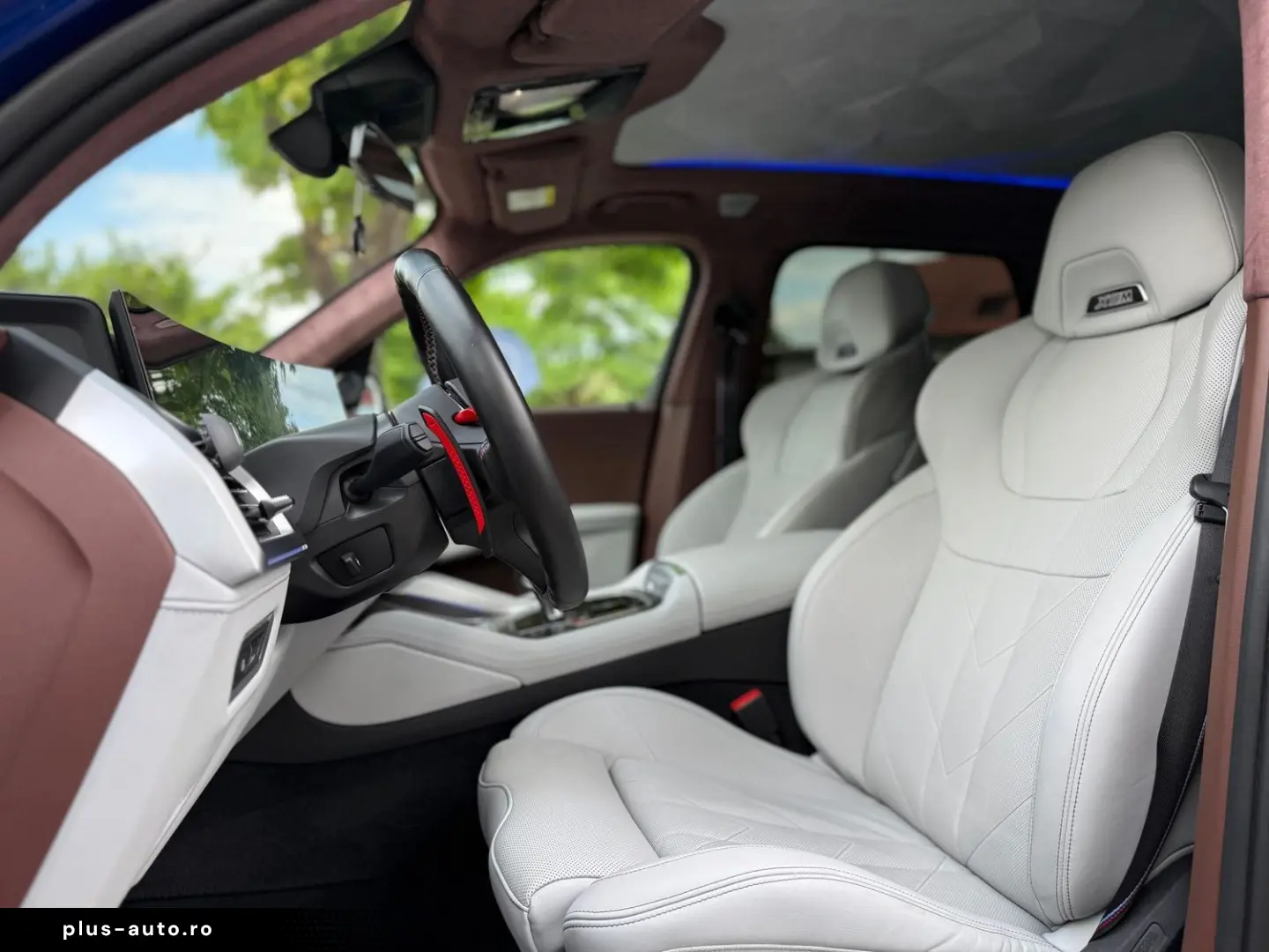 BMW XM Individual Marina Bay Blau Merino Leder