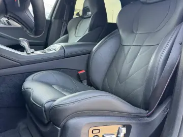 BMW XM 50e DR.ASS.PRO.MASSAGE.B&W.SOFTCL.360