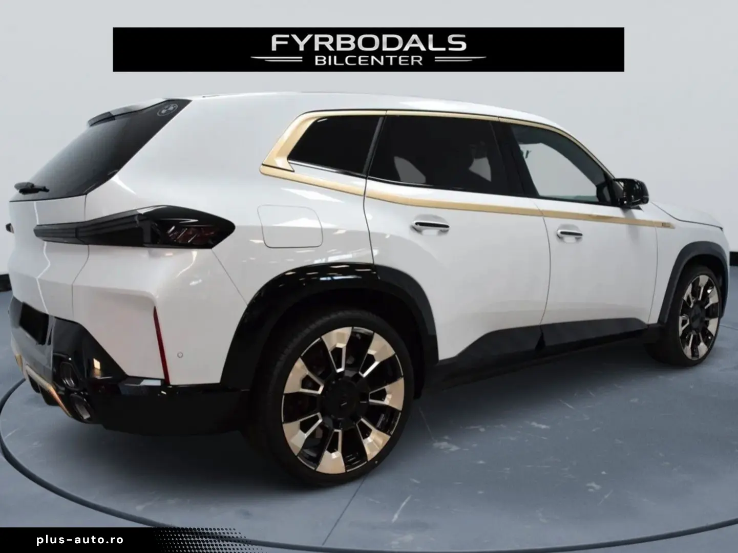 BMW XM 653hp V8   29.5kWh xDrive B&W 23  Massage VAT