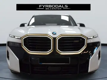 BMW XM 653hp V8   29.5kWh xDrive B&W 23  Massage VAT