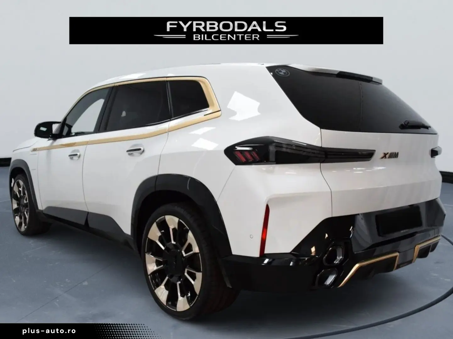 BMW XM 653hp V8   29.5kWh xDrive B&W 23  Massage VAT