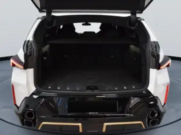 BMW XM 653hp V8   29.5kWh xDrive B&W 23  Massage VAT