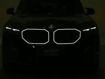 BMW XM Label NP 220540.- Massage B&W Autobahnassist