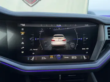 VW Touareg 3.0 V6 TDI 4Motion R-Line