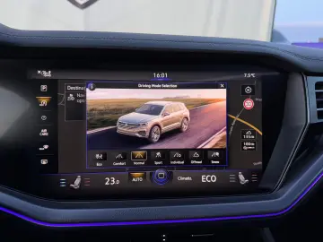 VW Touareg 3.0 V6 TDI 4Motion R-Line