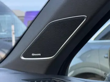 VW Touareg 3.0 V6 TDI 4Motion R-Line