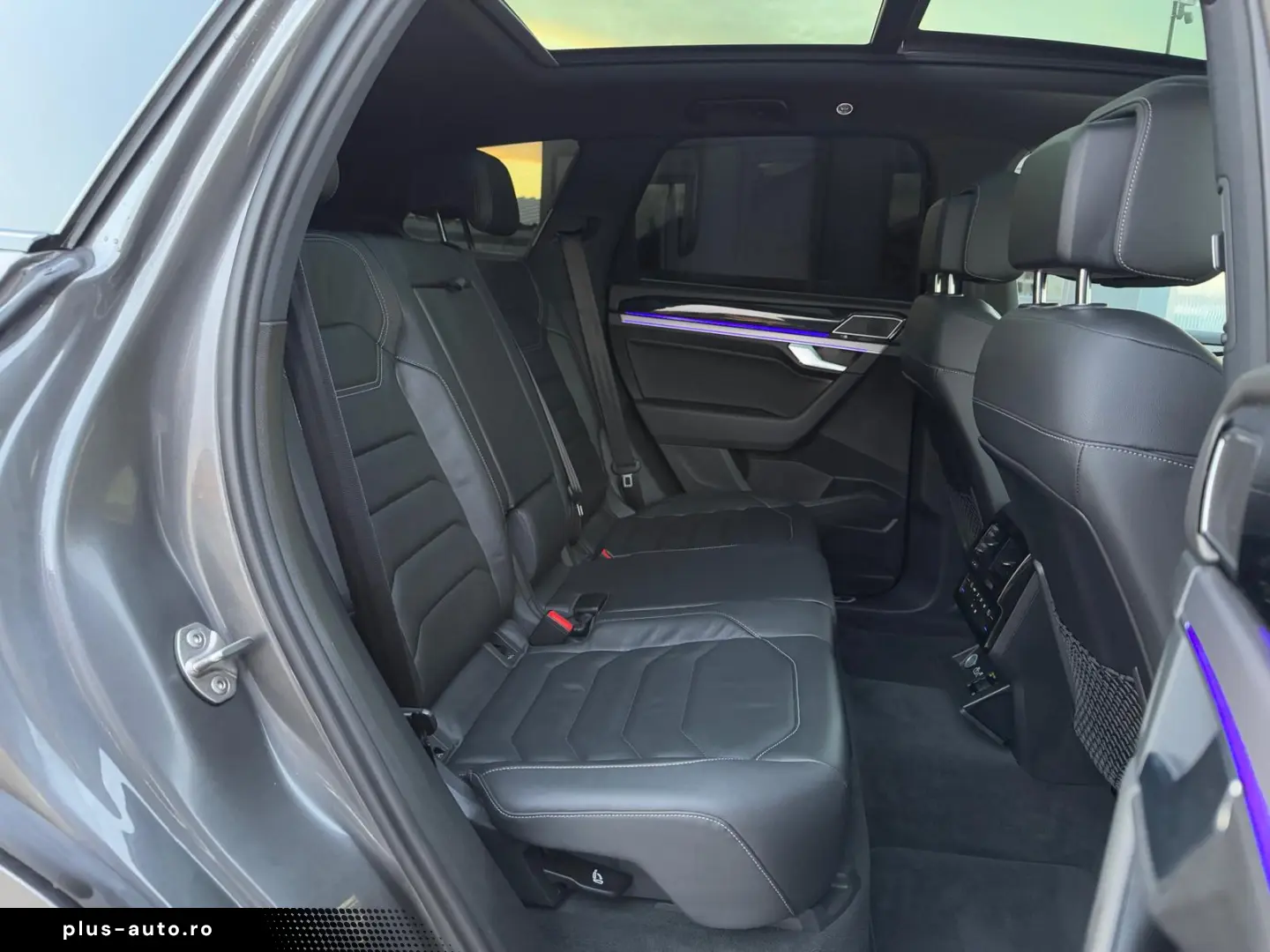 VW Touareg 3.0 V6 TDI 4Motion R-Line