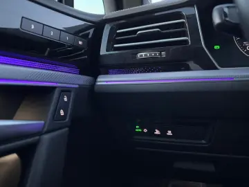 VW Touareg 3.0 V6 TDI 4Motion R-Line