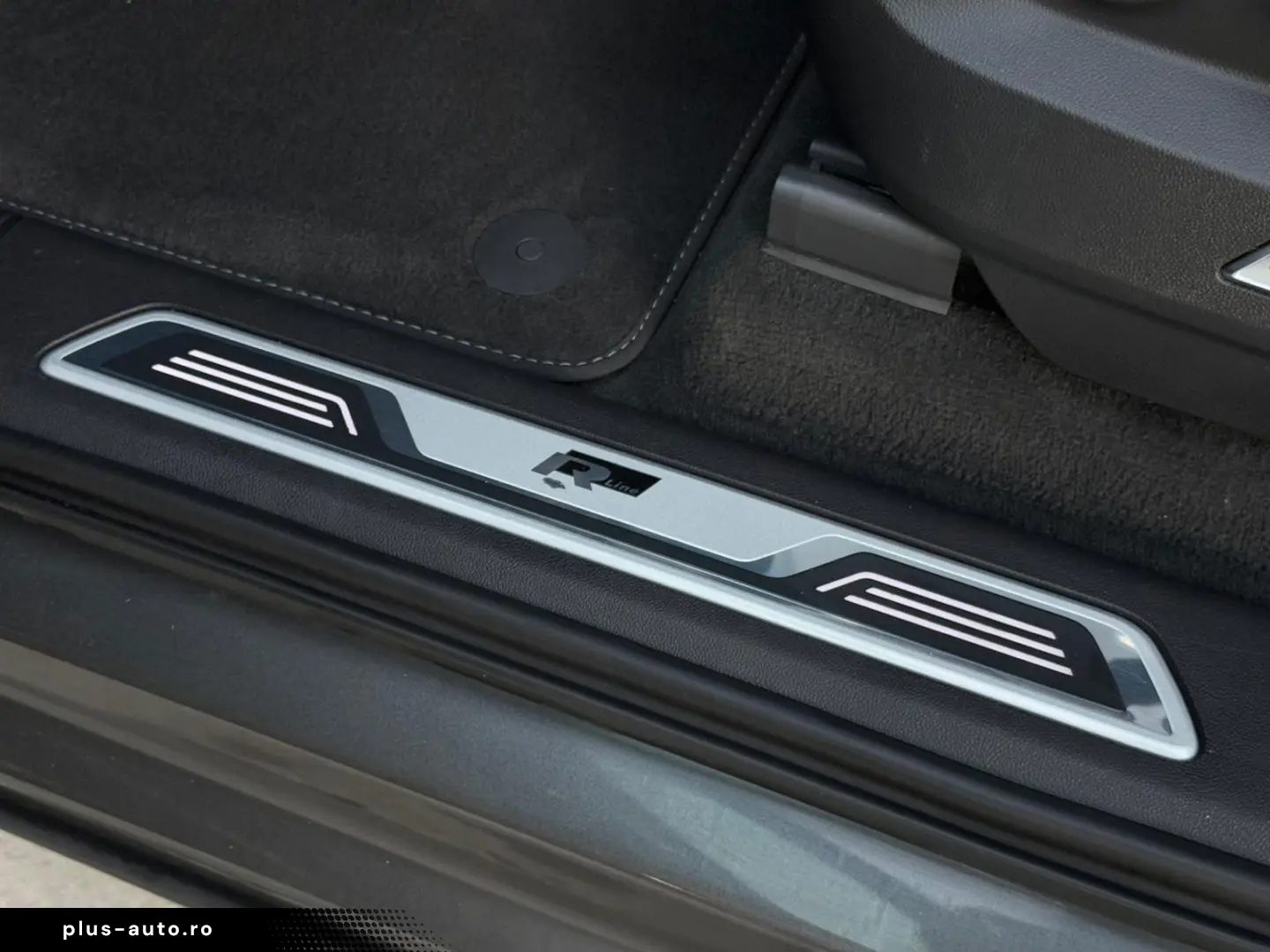 VW Touareg 3.0 V6 TDI 4Motion R-Line