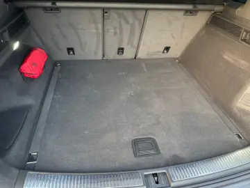 VW Touareg 3.0 V6 TDI 4Motion R-Line