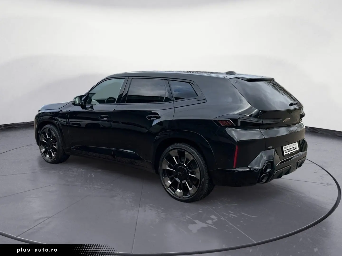 BMW XM M Driver's Package AHK Bowers & Wilkins Soft-