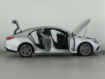 MERCEDES-BENZ CLA 220 4M Coupe AMG-Line LED