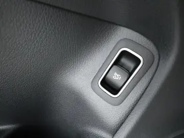 MERCEDES-BENZ CLA 220 4M Coupe AMG-Line LED