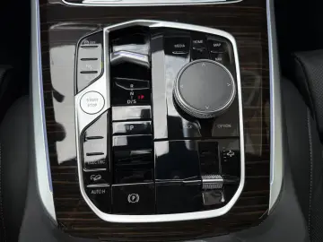 BMW X5 50 e xDrive M SportPro Luftfeder LED AHK 21