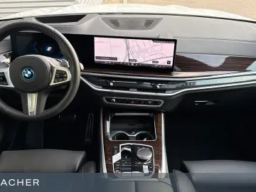 BMW X5 xDrive50e M-Sport Navi HUD 360  adLED AHK 20