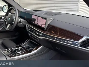 BMW X5 xDrive50e M-Sport Navi HUD 360  adLED AHK 20