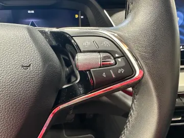 SKODA Octavia Combi 2.0 TDI DSG Style LED AHK Headup A