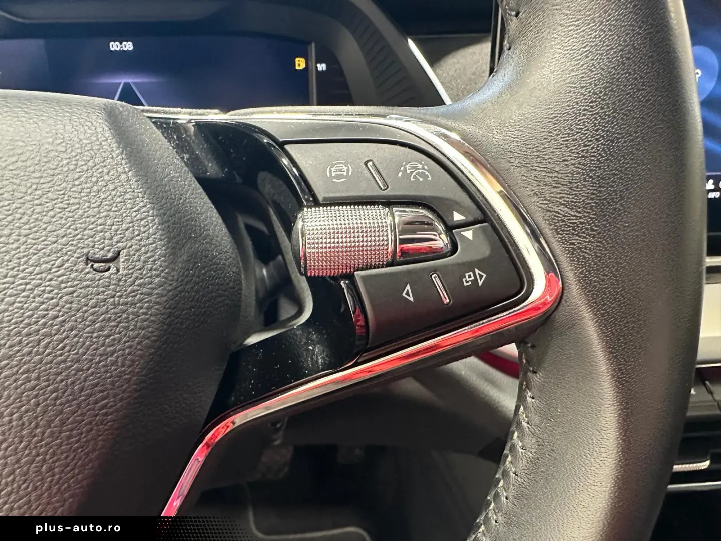 SKODA Octavia Combi 2.0 TDI DSG Style LED AHK Headup A