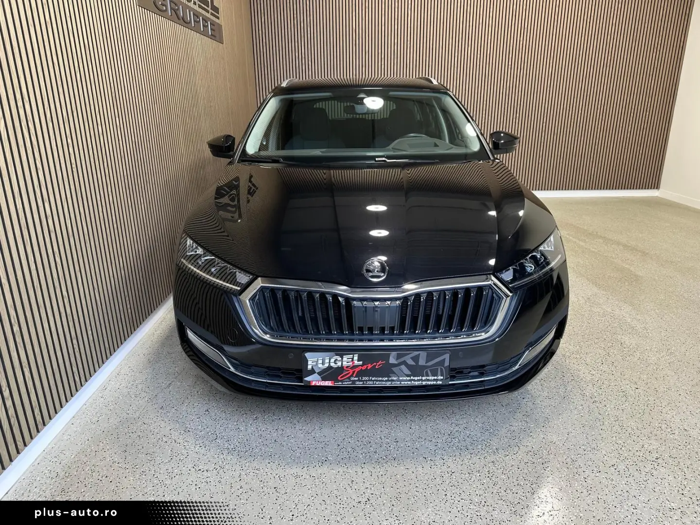 SKODA Octavia Combi 2.0 TDI DSG Style LED AHK Headup A