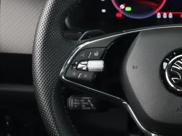 SKODA KODIAQ SPORTLINE 2.0TSI DSG 4X4 COLUMBUS NAVIuvm