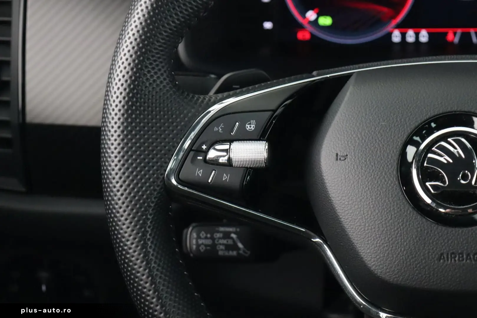 SKODA KODIAQ SPORTLINE 2.0TSI DSG 4X4 COLUMBUS NAVIuvm