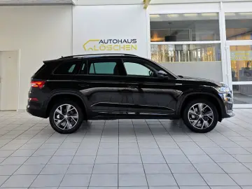 SKODA Kodiaq Sportline 4x4 Pano Standhzg. schwenk.AHK