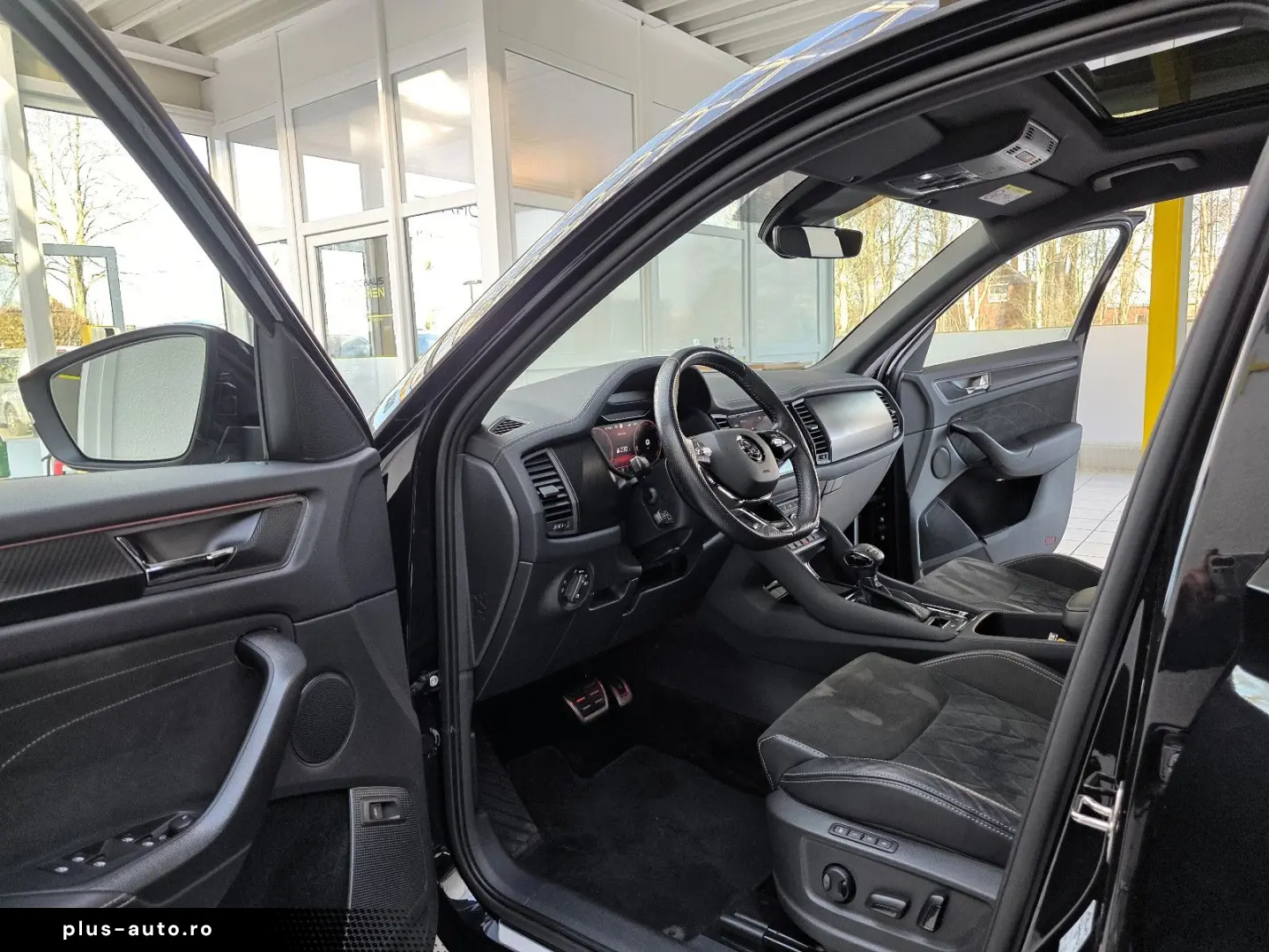 SKODA Kodiaq Sportline 4x4 Pano Standhzg. schwenk.AHK