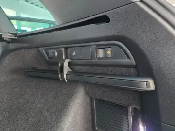 SKODA Kodiaq Sportline 4x4 Pano Standhzg. schwenk.AHK