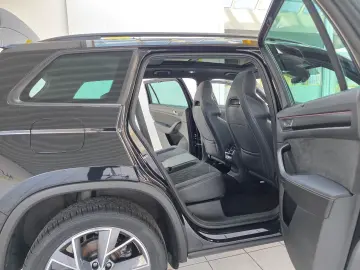 SKODA Kodiaq Sportline 4x4 Pano Standhzg. schwenk.AHK