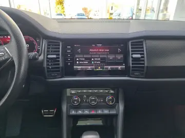 SKODA Kodiaq Sportline 4x4 Pano Standhzg. schwenk.AHK