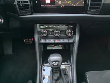SKODA Kodiaq Sportline 4x4 Pano Standhzg. schwenk.AHK
