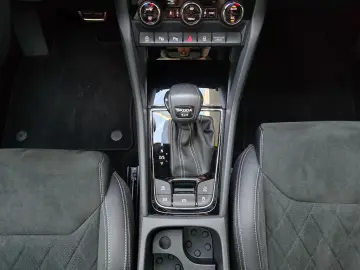 SKODA Kodiaq Sportline 4x4 Pano Standhzg. schwenk.AHK