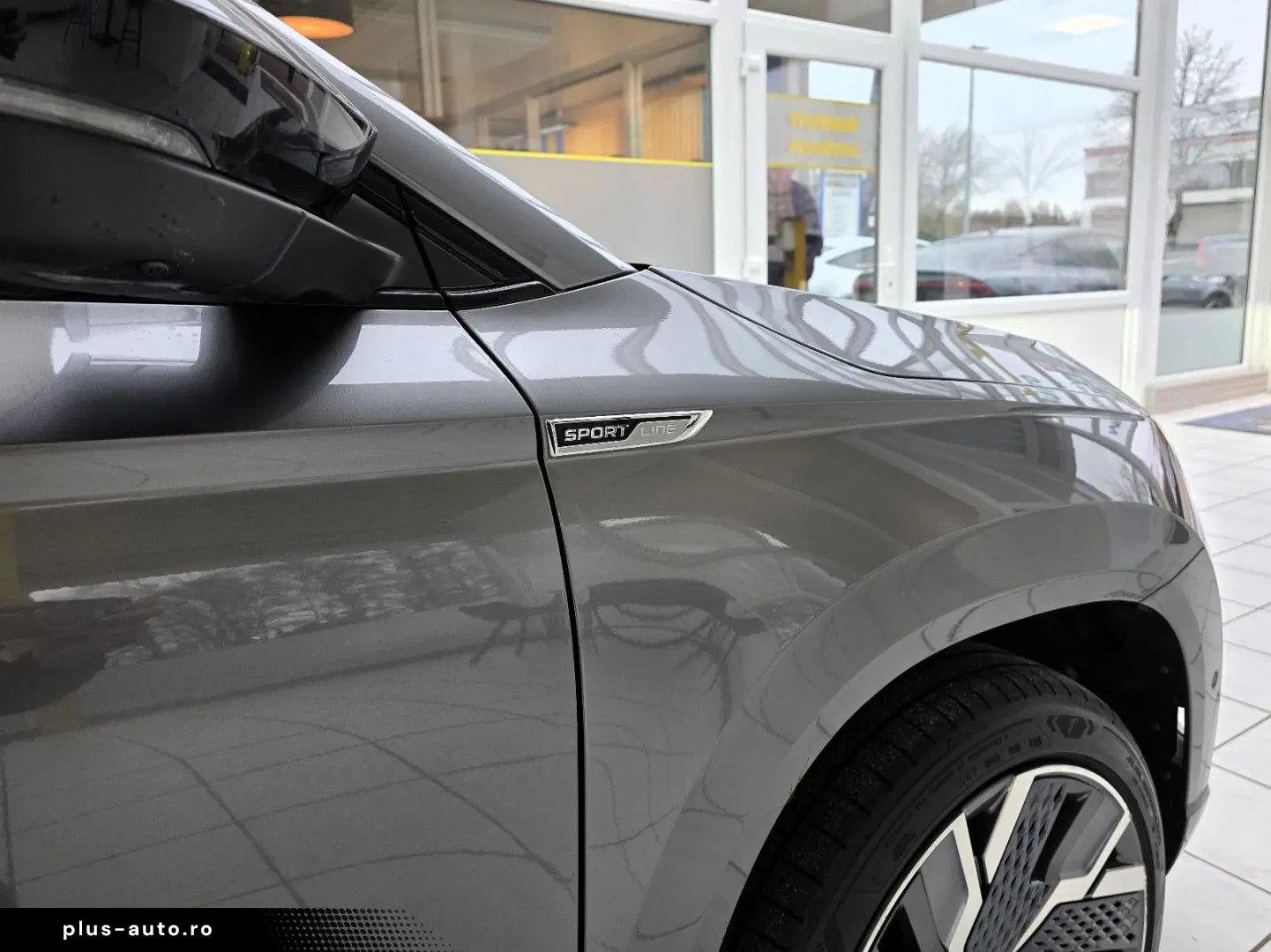 SKODA Karoq Sportline 4x4 Panorama Standheizung AHK