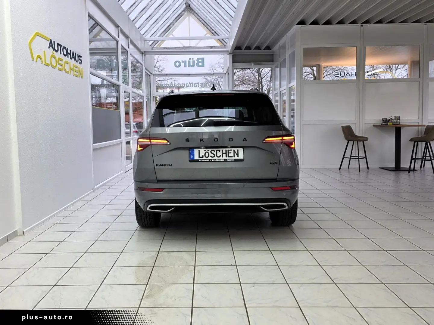 SKODA Karoq Sportline 4x4 Panorama Standheizung AHK