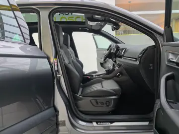 SKODA Karoq Sportline 4x4 Panorama Standheizung AHK