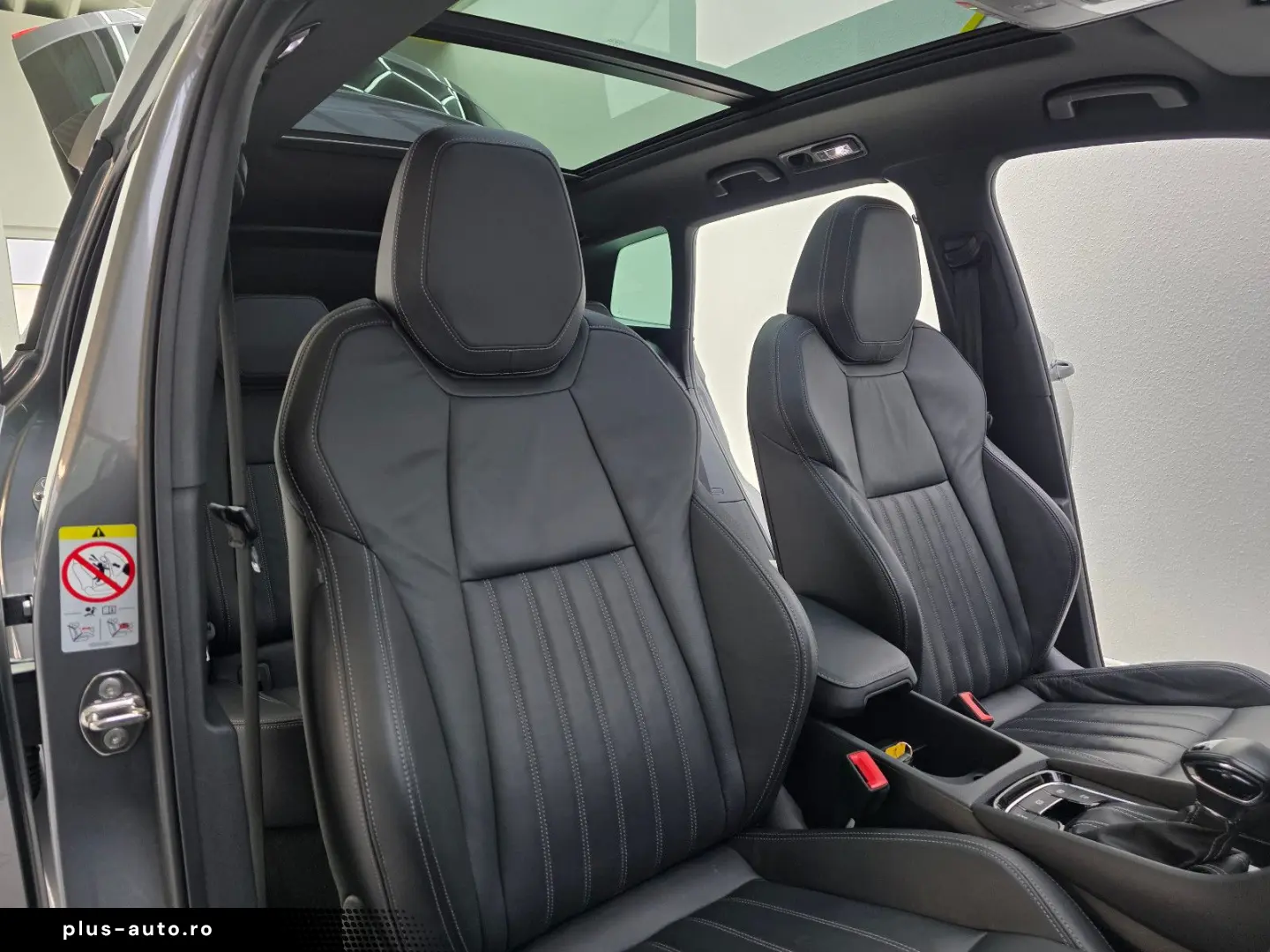 SKODA Karoq Sportline 4x4 Panorama Standheizung AHK