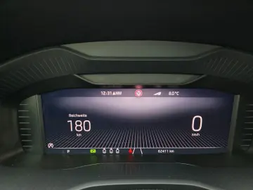 SKODA Karoq Sportline 4x4 Panorama Standheizung AHK