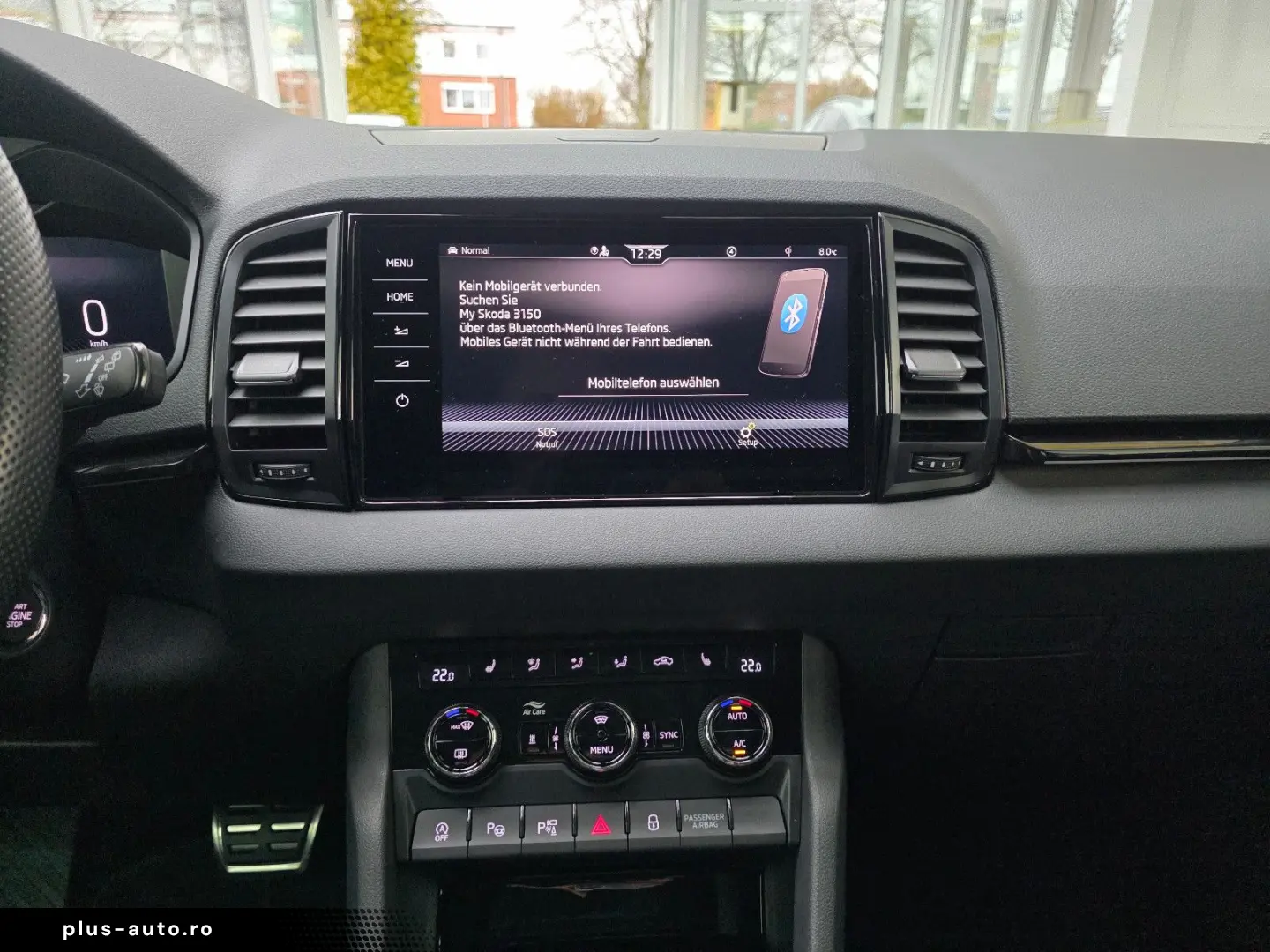 SKODA Karoq Sportline 4x4 Panorama Standheizung AHK