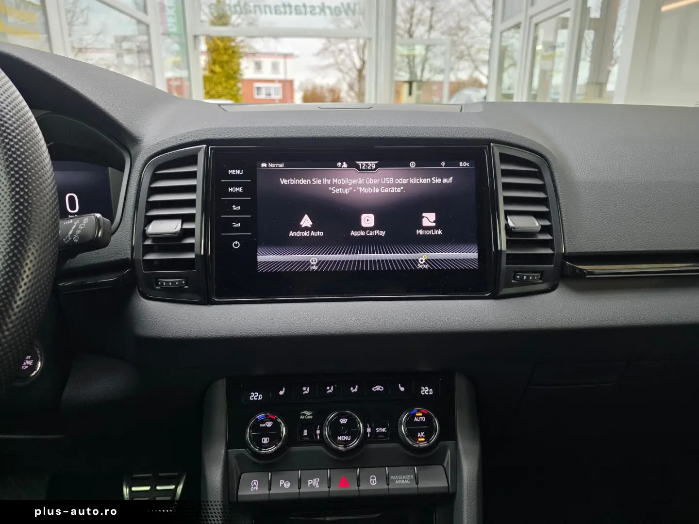 SKODA Karoq Sportline 4x4 Panorama Standheizung AHK