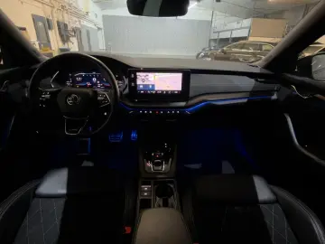 SKODA Octavia Lim. RS Plus 4x4 KAMERA ACC StandH DCC