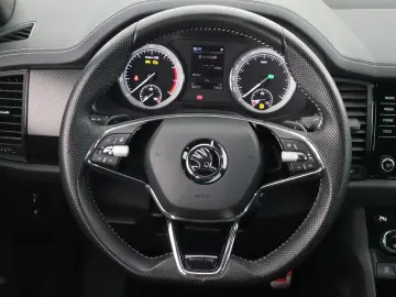 SKODA KODIAQ SPORTLINE 2.0TSI DSG FRONTSCHEIBENHEIZUNG