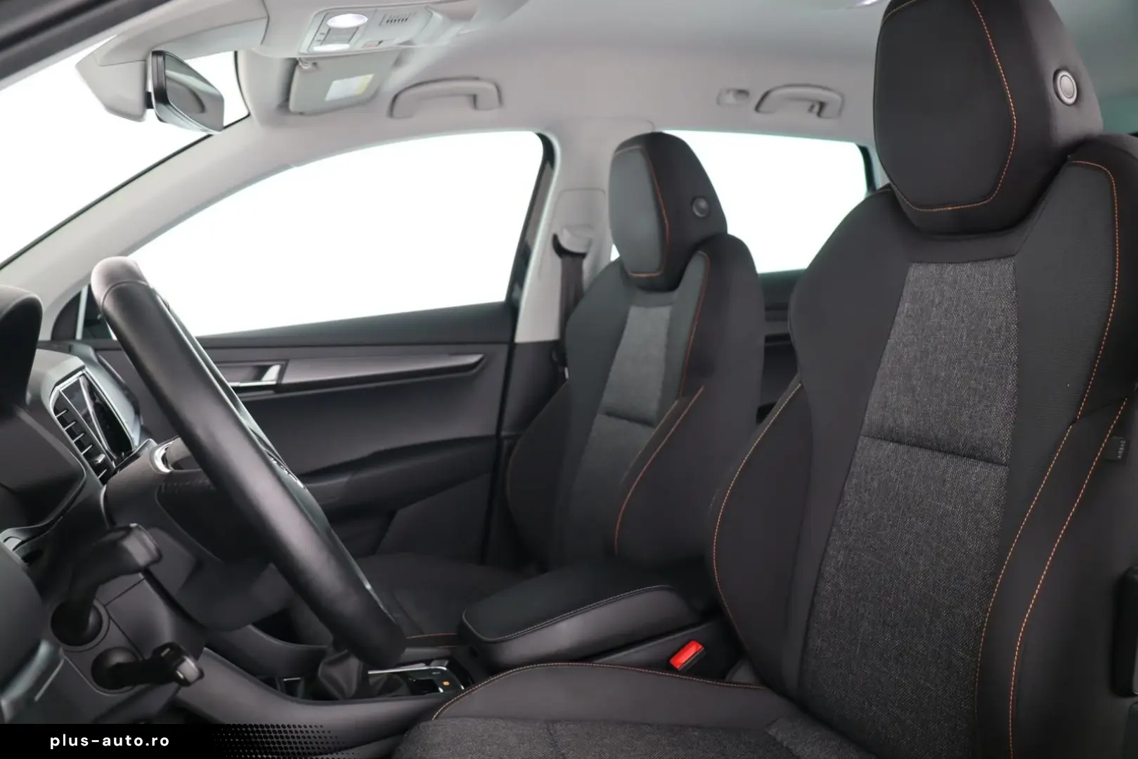 SKODA KAROQ CELVER 1.5TSI ANHÄNGERKUPPLUNG 1.HANDuvm