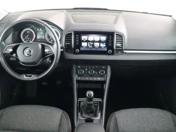 SKODA KAROQ CELVER 1.5TSI ANHÄNGERKUPPLUNG 1.HANDuvm