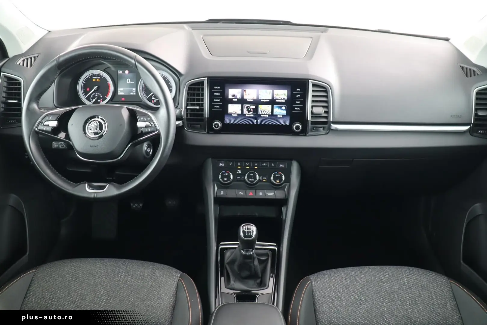 SKODA KAROQ CELVER 1.5TSI ANHÄNGERKUPPLUNG 1.HANDuvm